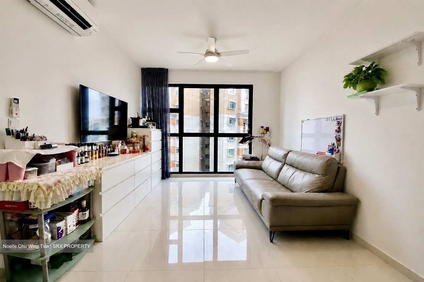 Prive (D19), Condominium #575288511